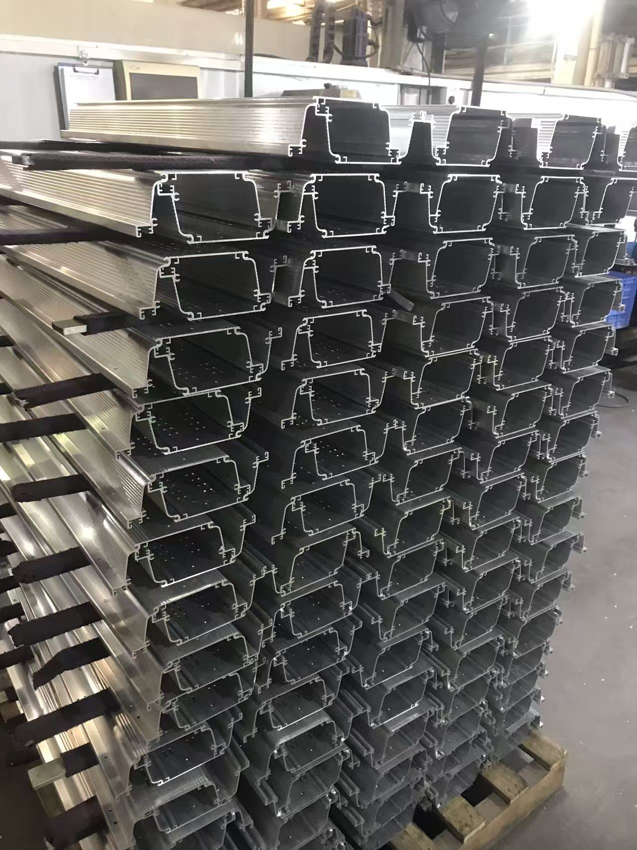 Production Scale & Inventory Capacity